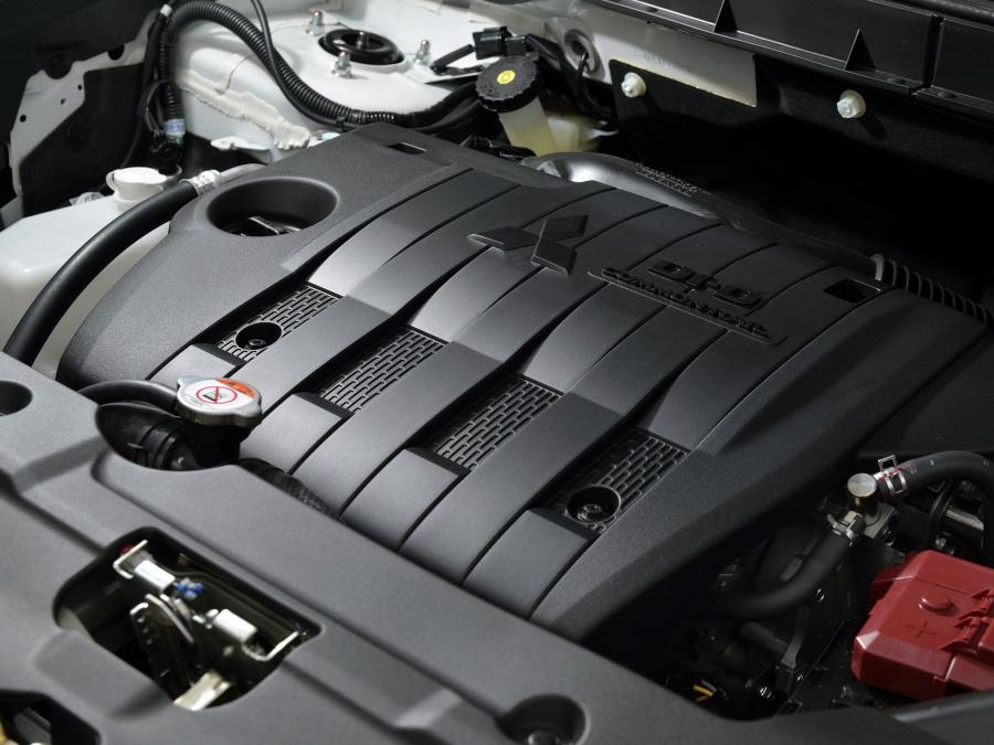  Mitsubishi ASX 4 2013 года  (UK) (фото 12 из 23)